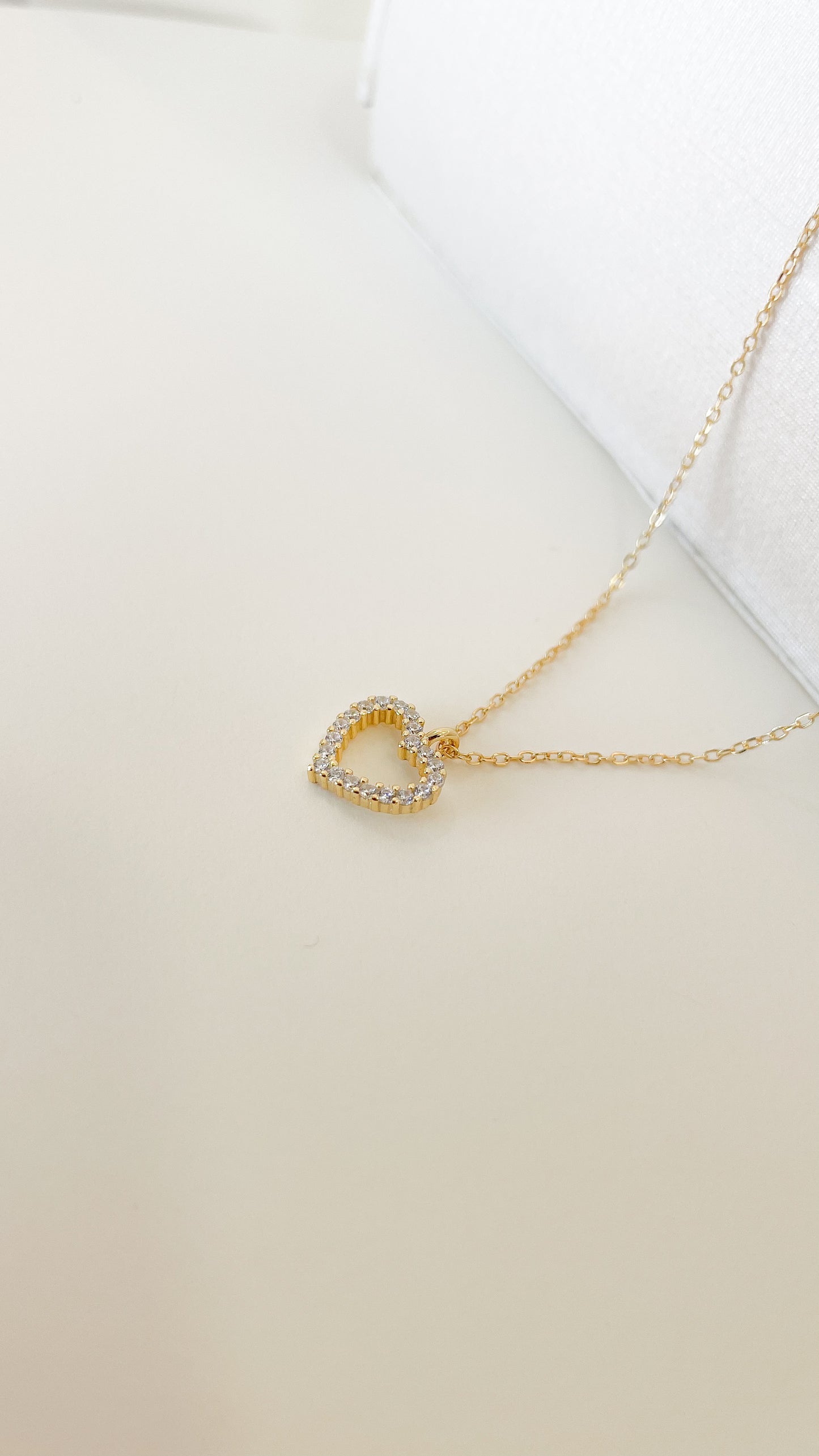 Collar Leal