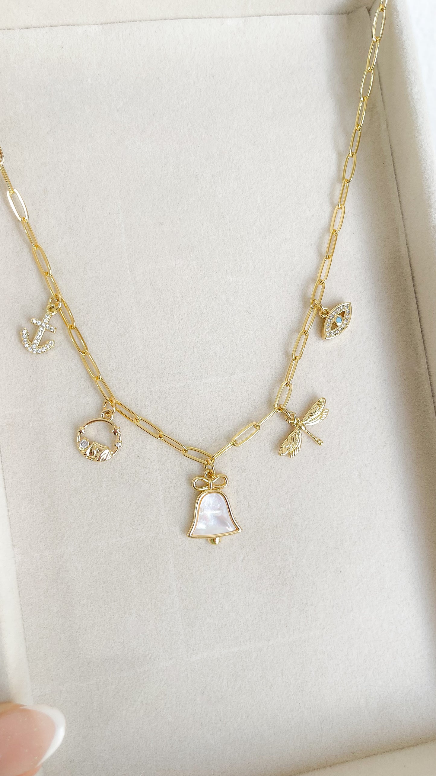 Charm Necklace sueños