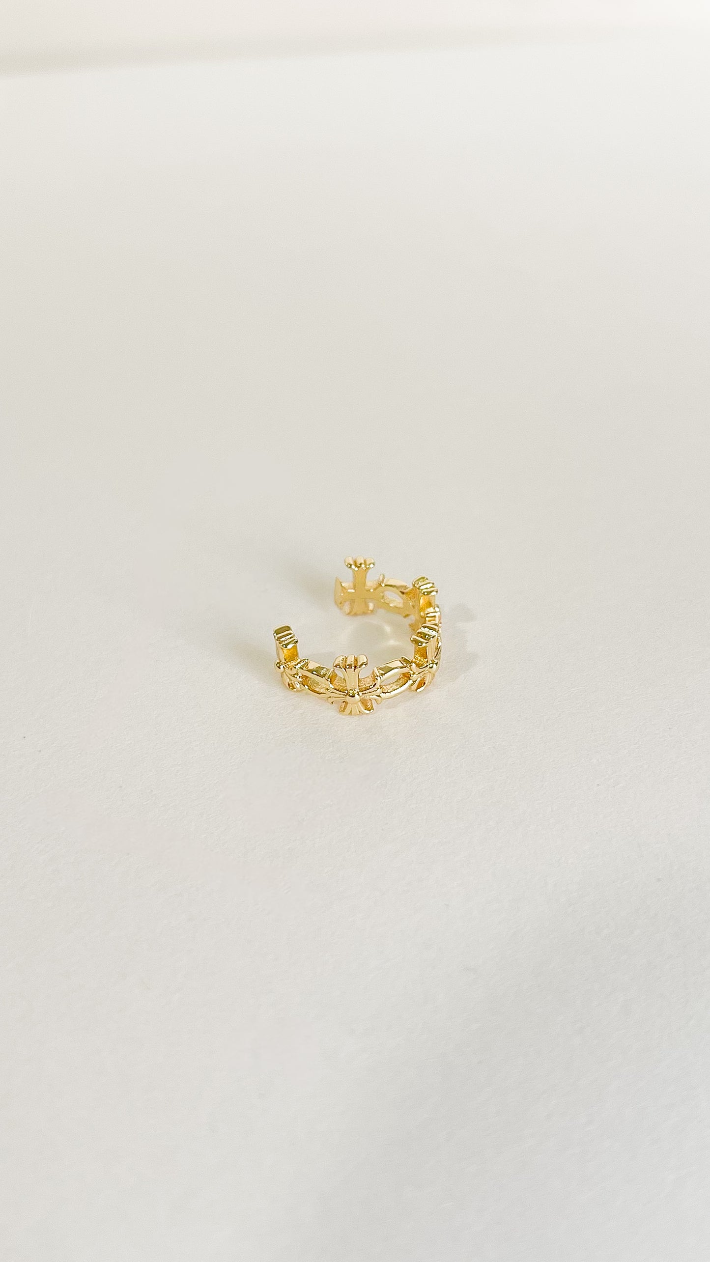 Iris Ear cuff