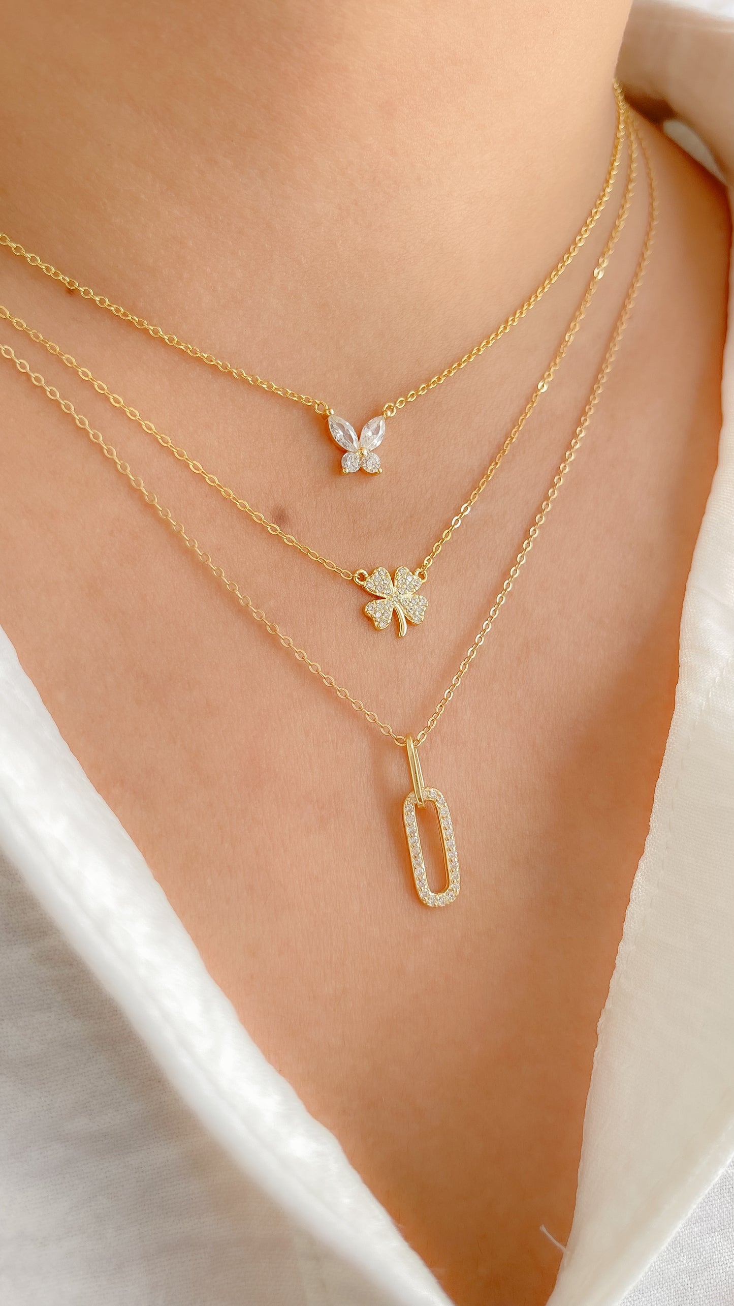 Collar clover