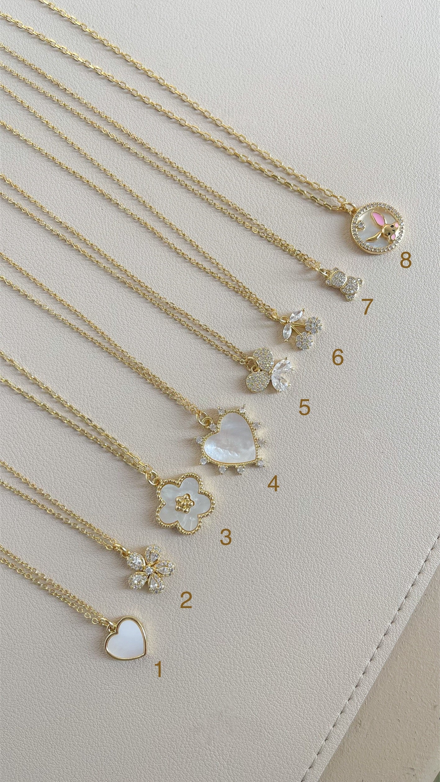 Collares Encantos