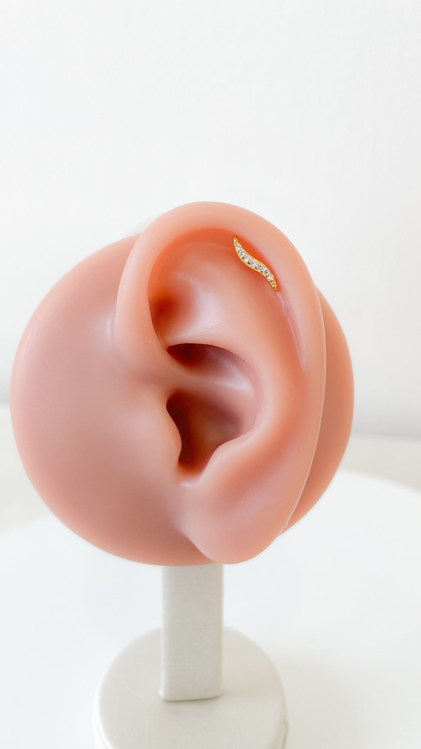 Piercing Regi