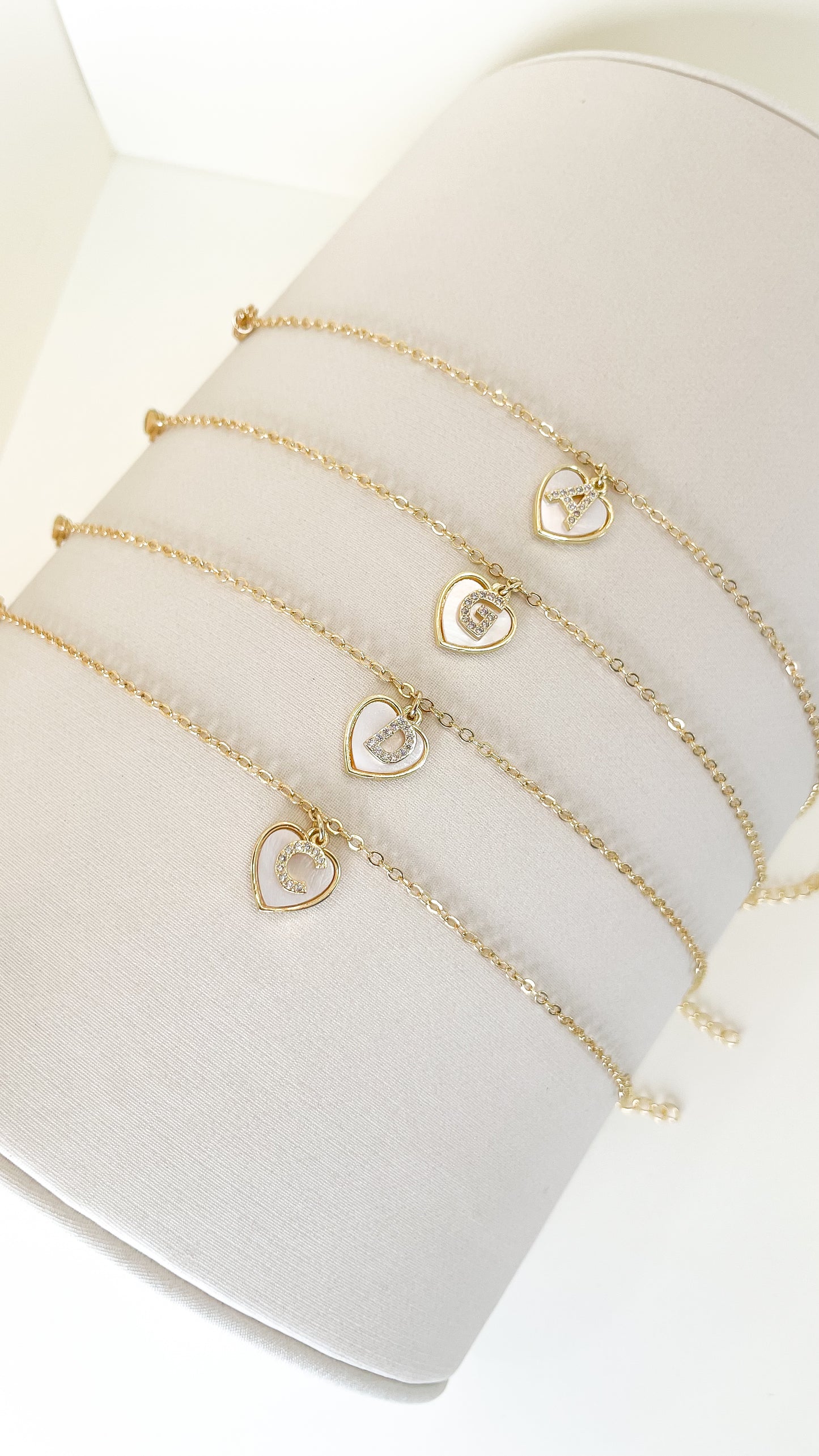 Pulsera inicial love