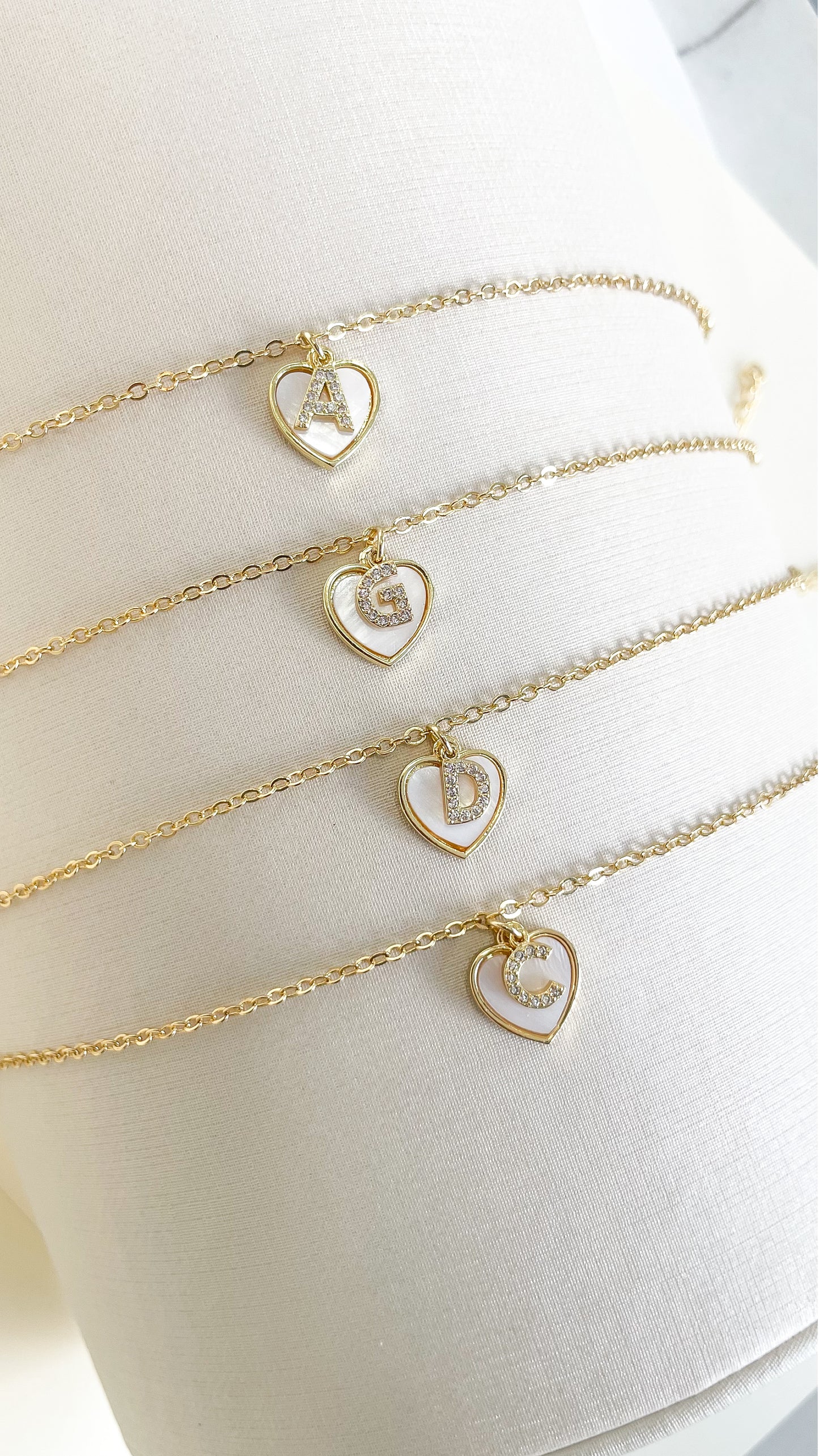 Pulsera inicial love