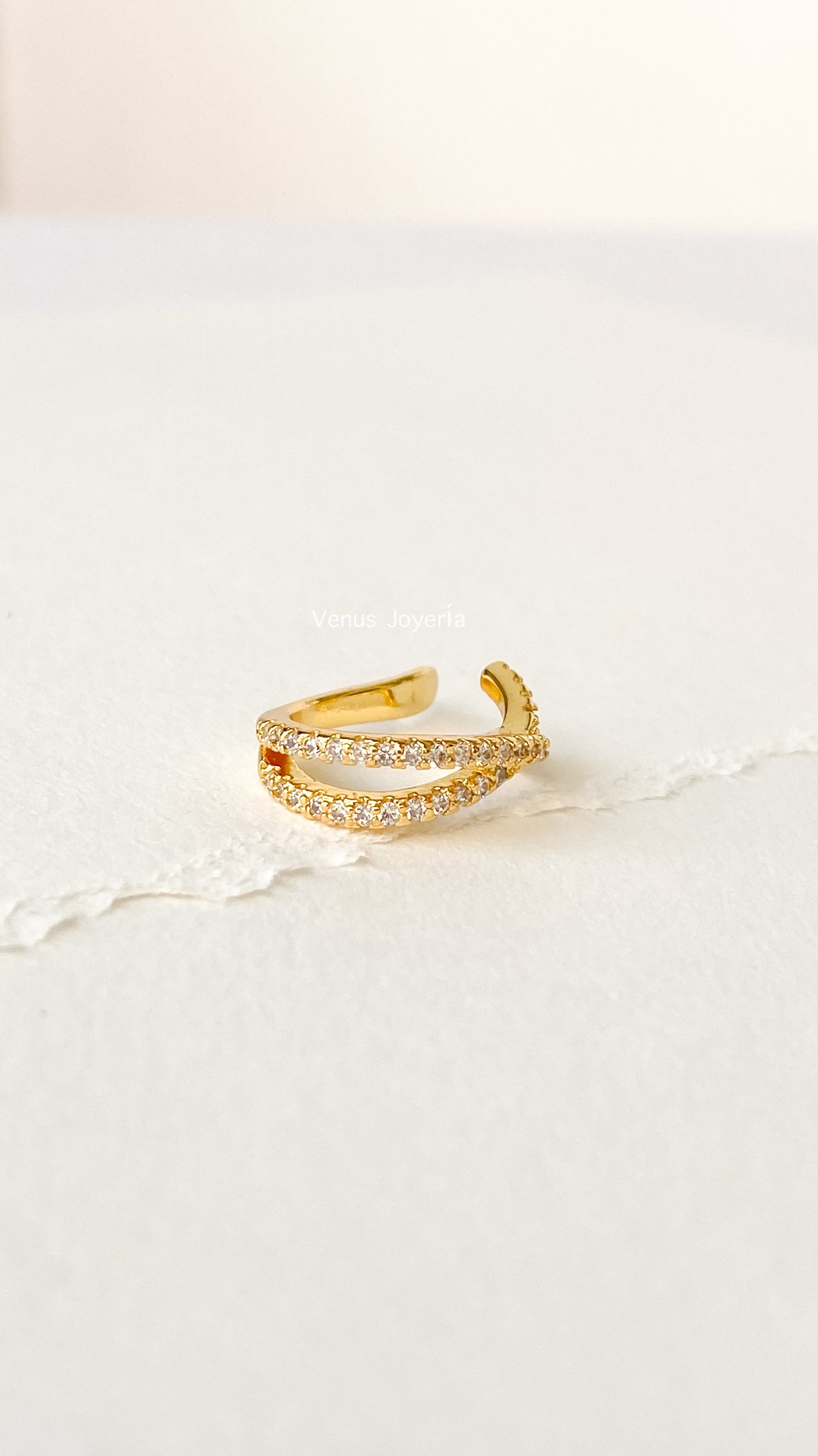 Ear cuff X