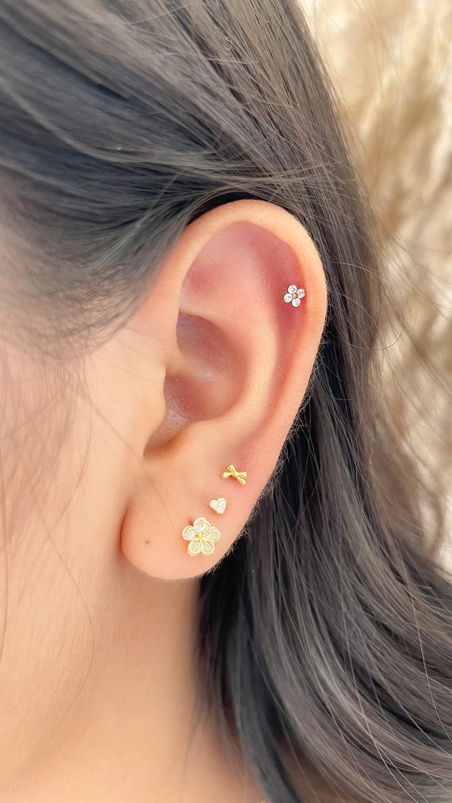 Piercing flor & cristal