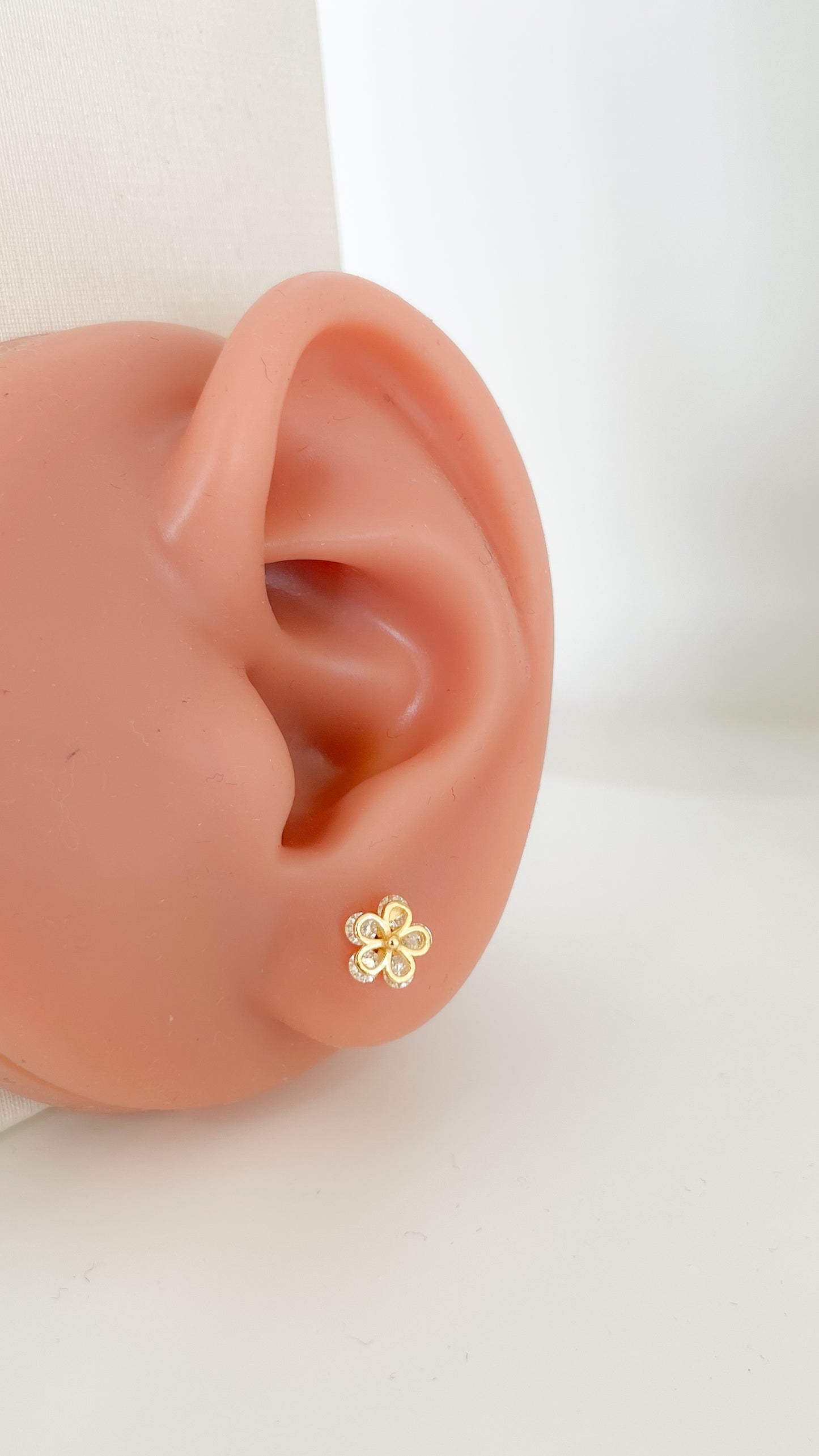 Piercing flor & cristal