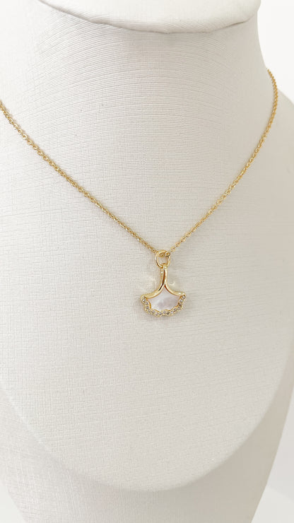 Collar Lisy