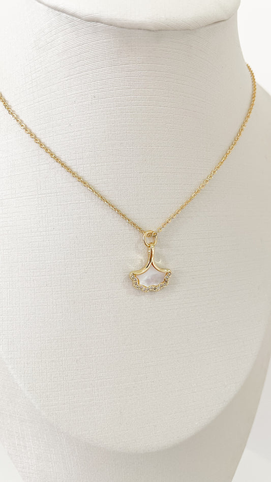 Collar Lisy