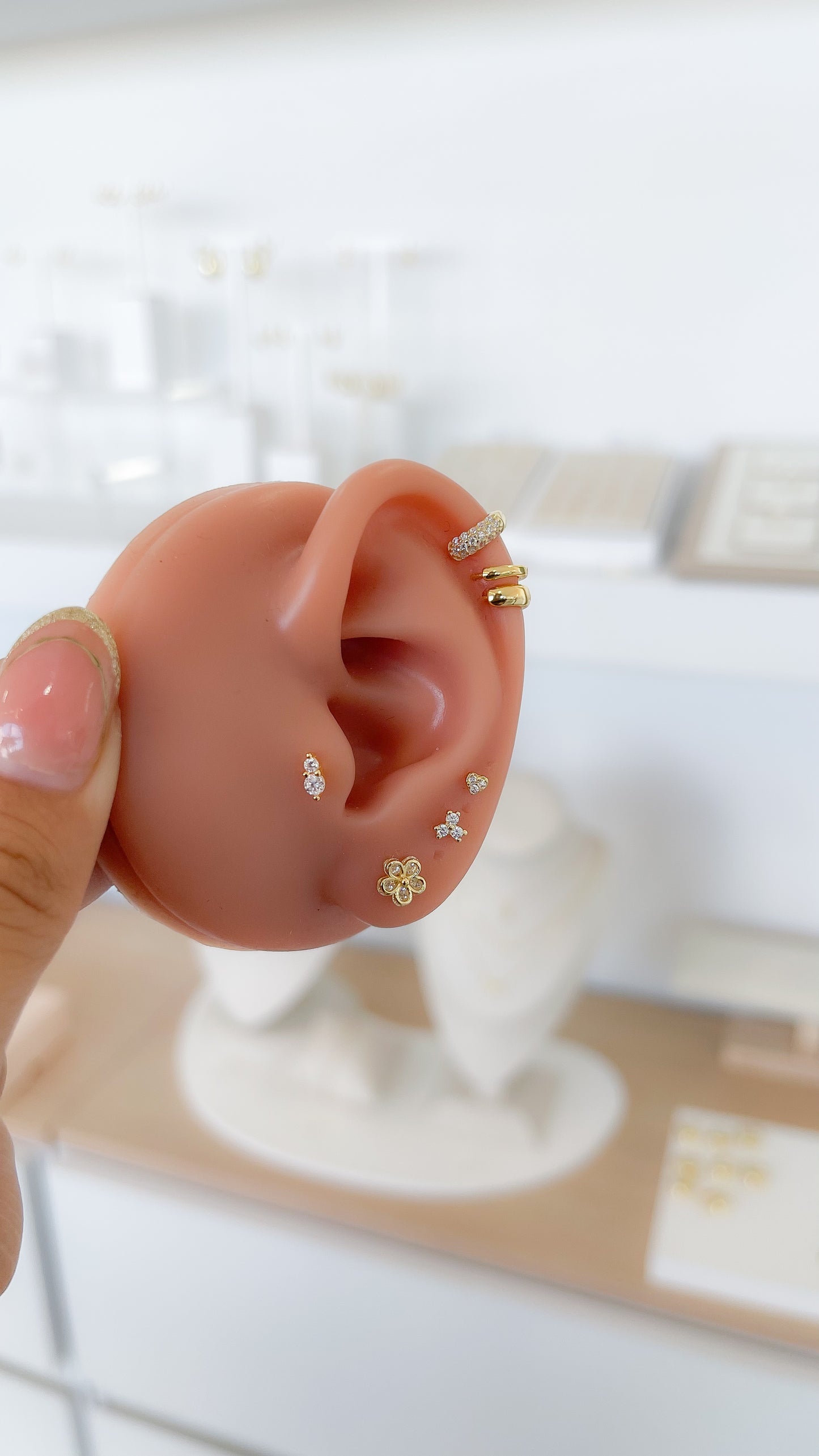 Piercing flor & cristal