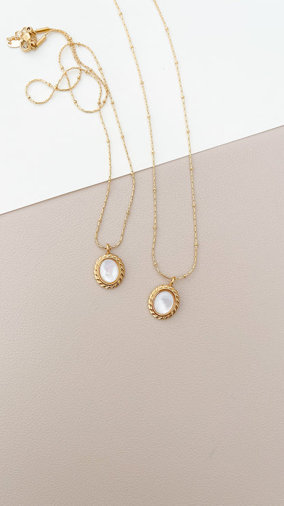 Collar Dione