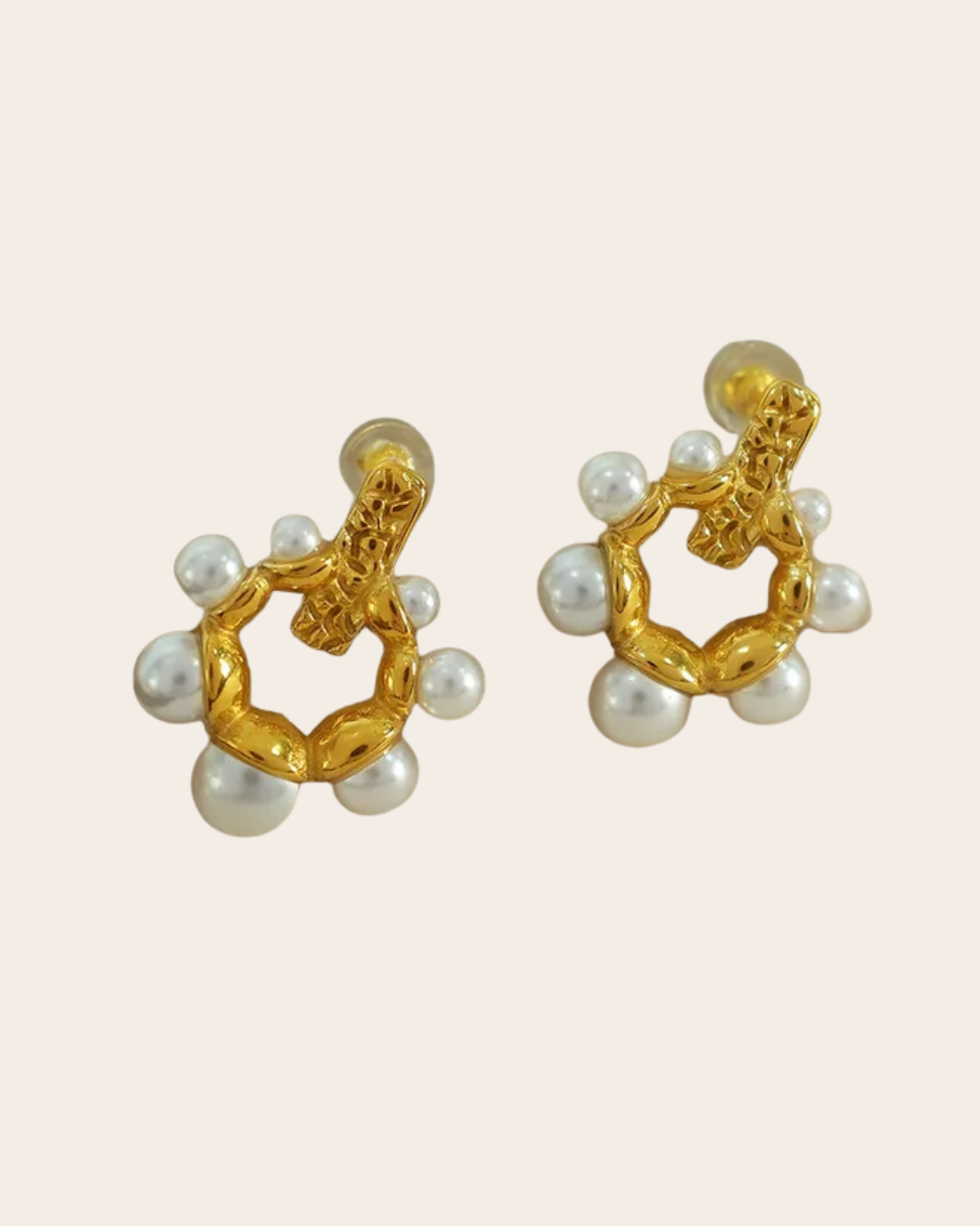 Aretes Lara